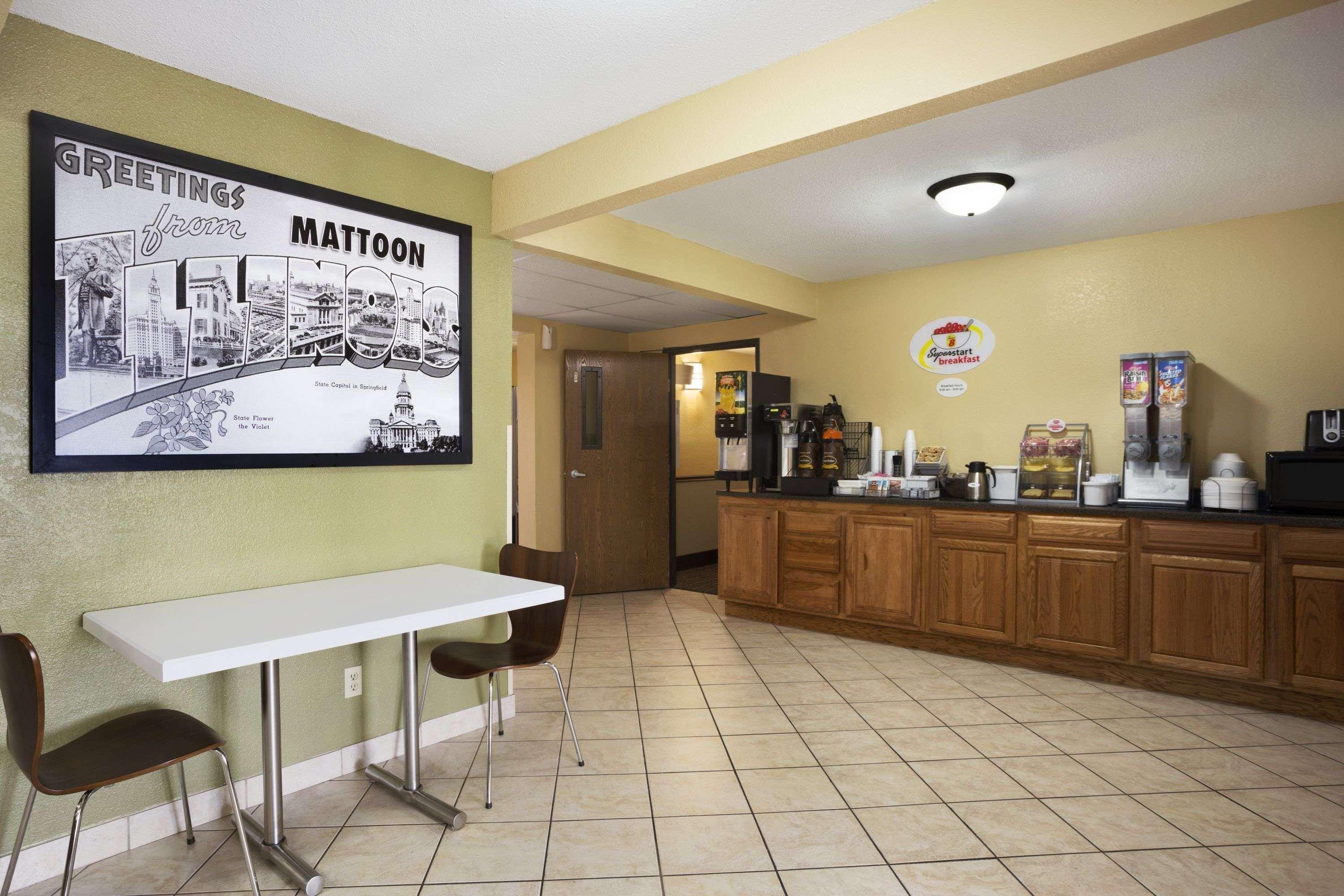 Super 8 By Wyndham Mattoon Hotel Luaran gambar
