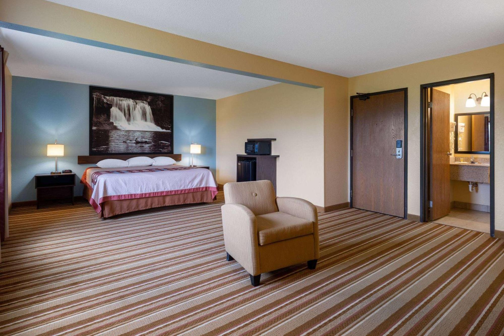 Super 8 By Wyndham Mattoon Hotel Luaran gambar
