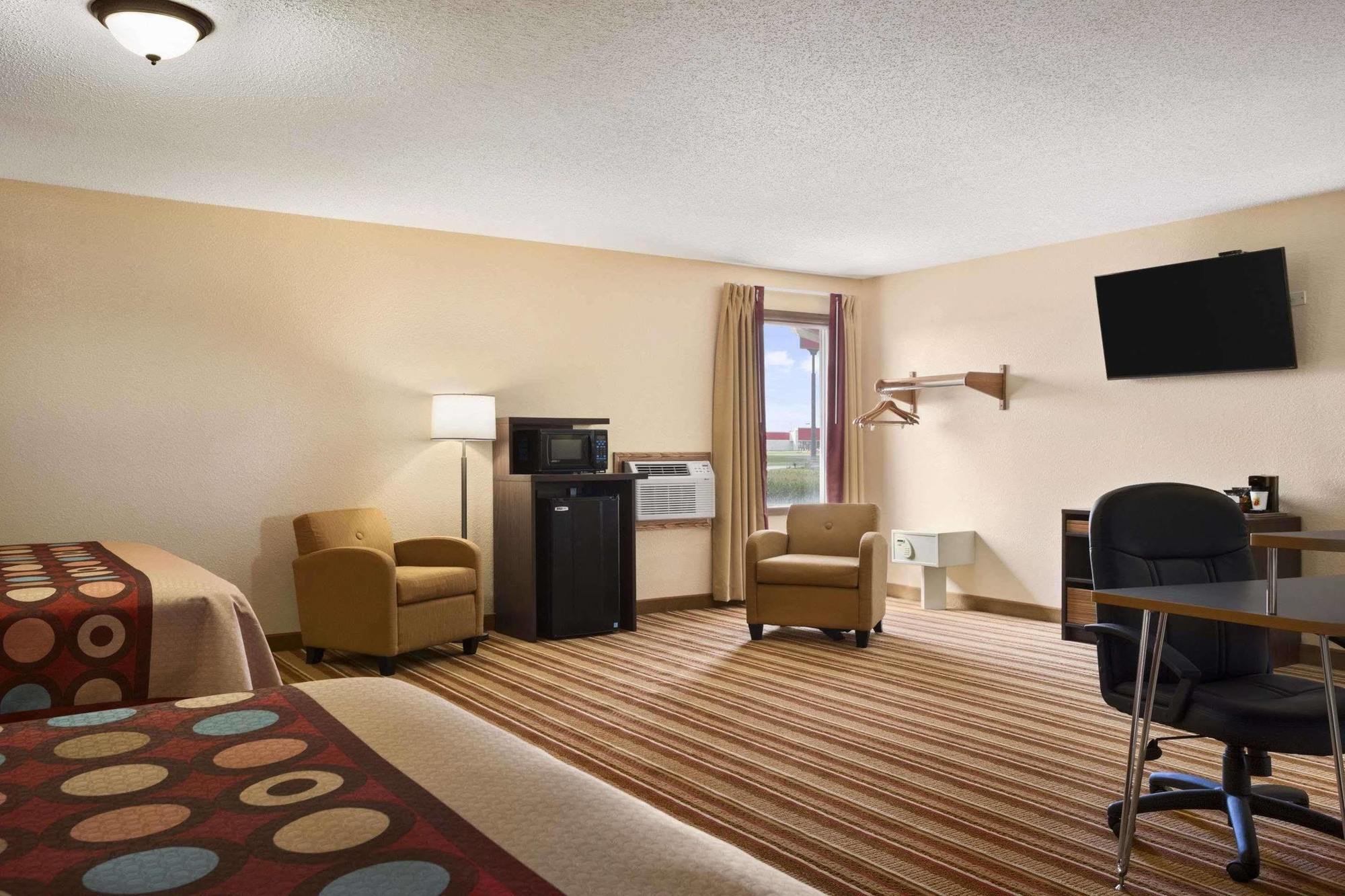 Super 8 By Wyndham Mattoon Hotel Luaran gambar
